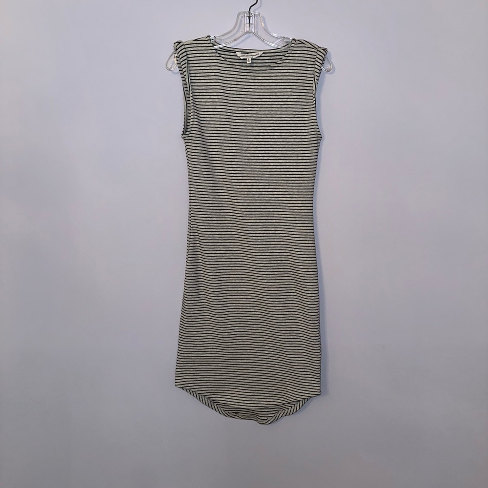 Cupcakes & Cashmere Gray Ribbed Asymmetrical Midi Dress
